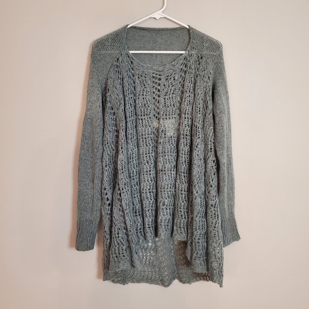 Simply Noelle small/medium women's sweater grey knit soft asymmetrical long
